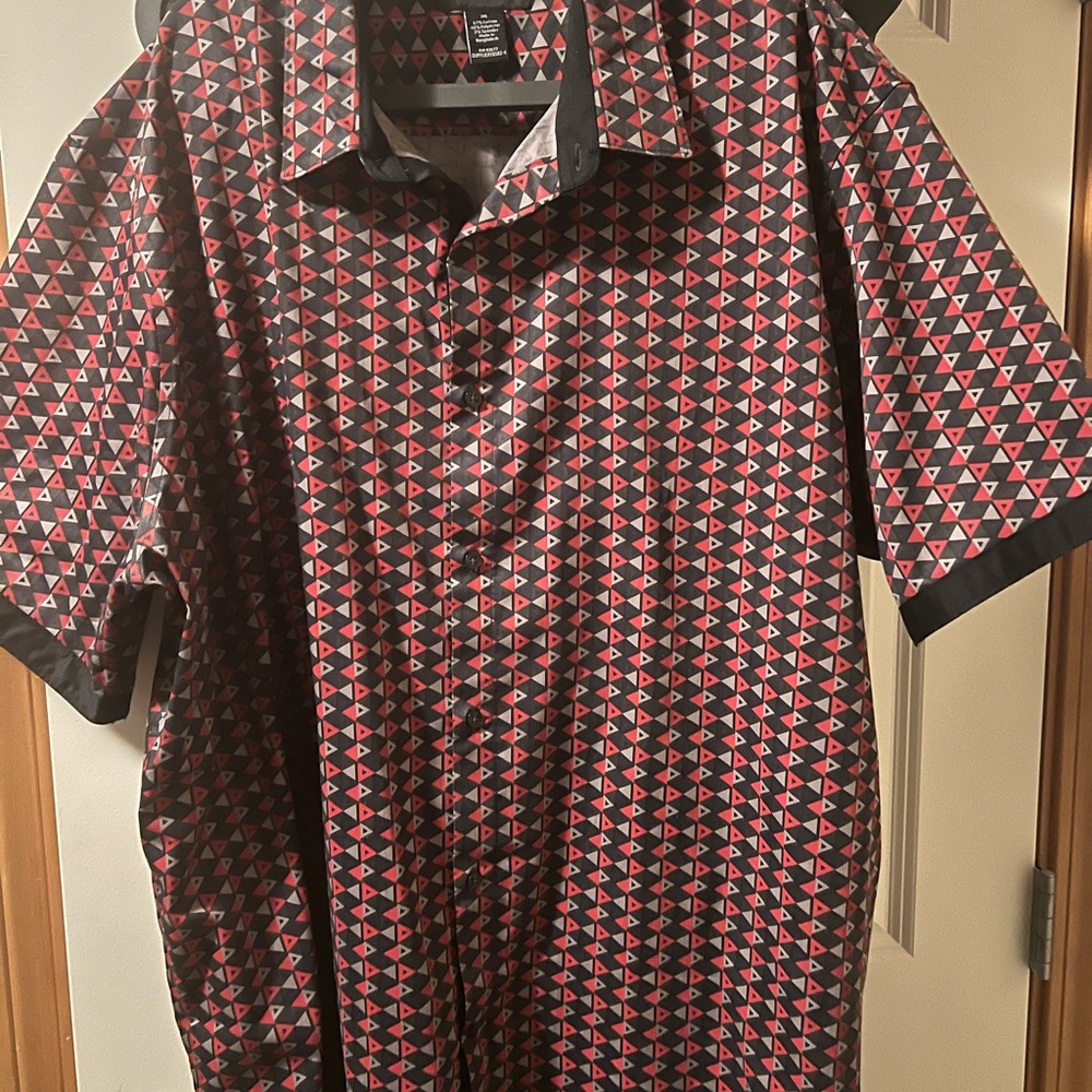 Geometric Black and Red Men's Casual Shirt